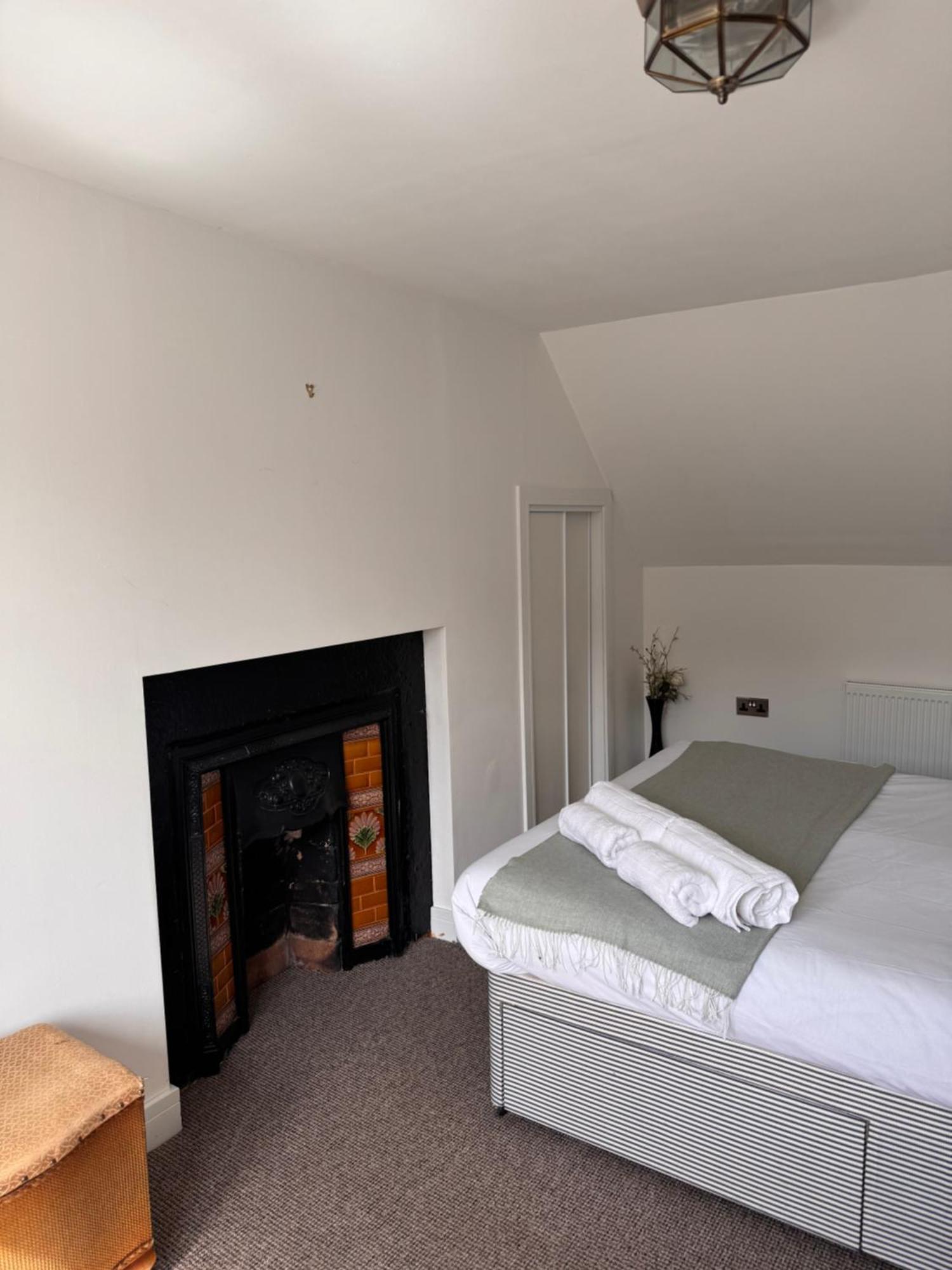 Seaforth Cottage -Dog Friendly, Historical Fishertown, Central Location 네언 외부 사진